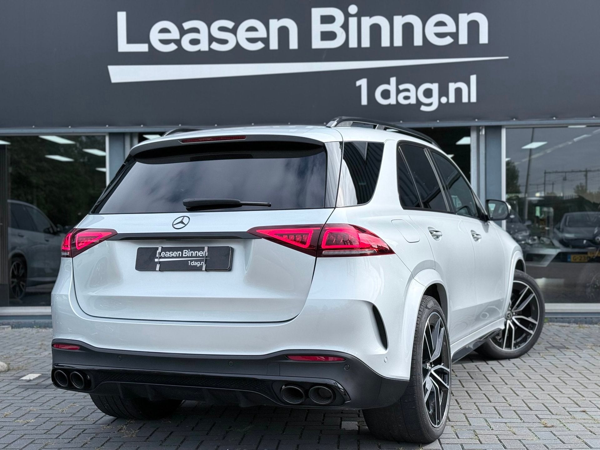 Mercedes-Benz GLE-klasse 350 e 4MATIC 53 AMG Burmes|Pano|360, Auto's, Automaat, Adaptive Cruise Control, Gebruikt, 4 cilinders