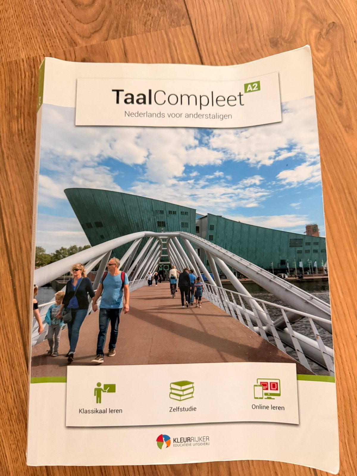TaalCompleetA2, Boeken, Ophalen of Verzenden, Gelezen, Non-fictie