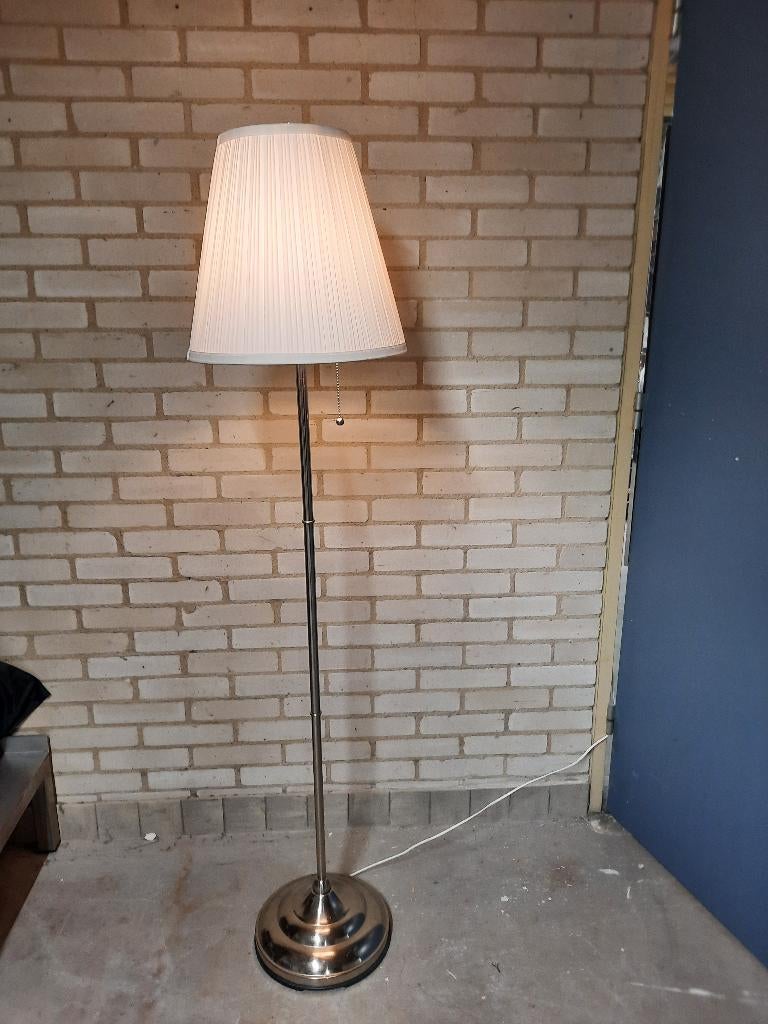 Ikea vloerlamp Arstid, Ophalen, Zo goed als nieuw, Overige materialen, 150 tot 200 cm