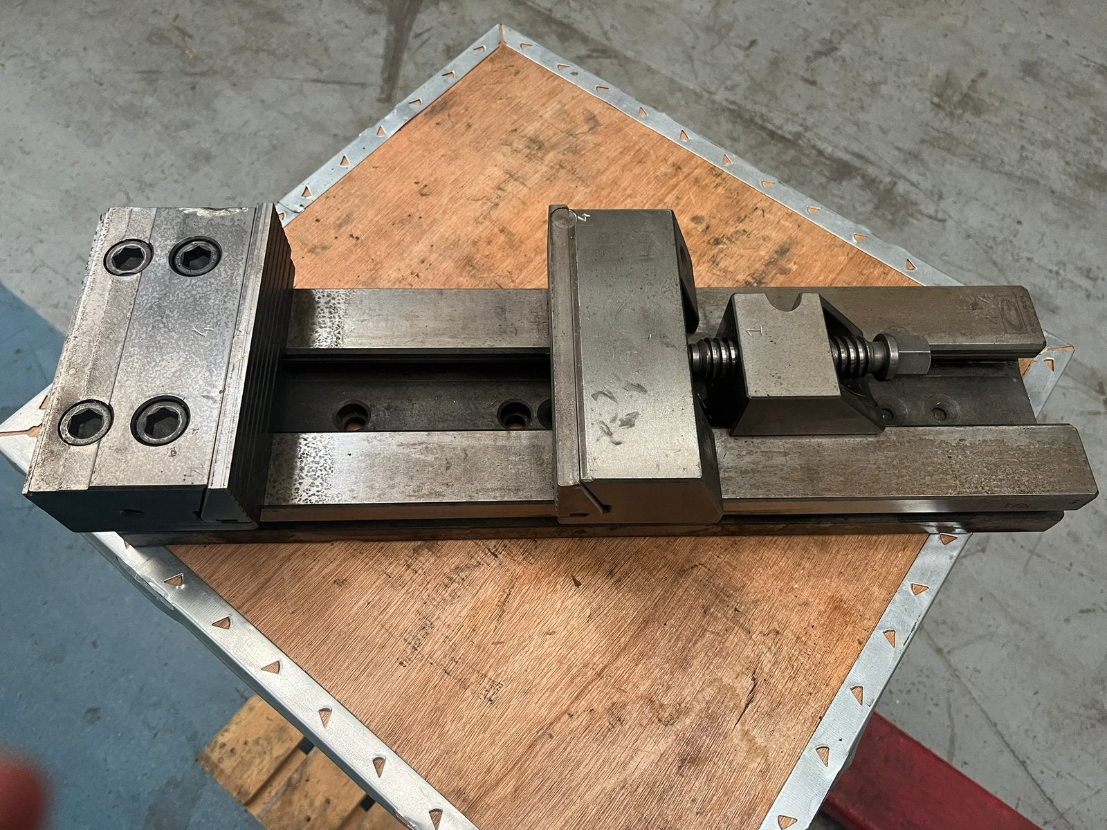 Gerardi machineklem freesklem boorklem, Doe-het-zelf en Verbouw, Ophalen, Gebruikt