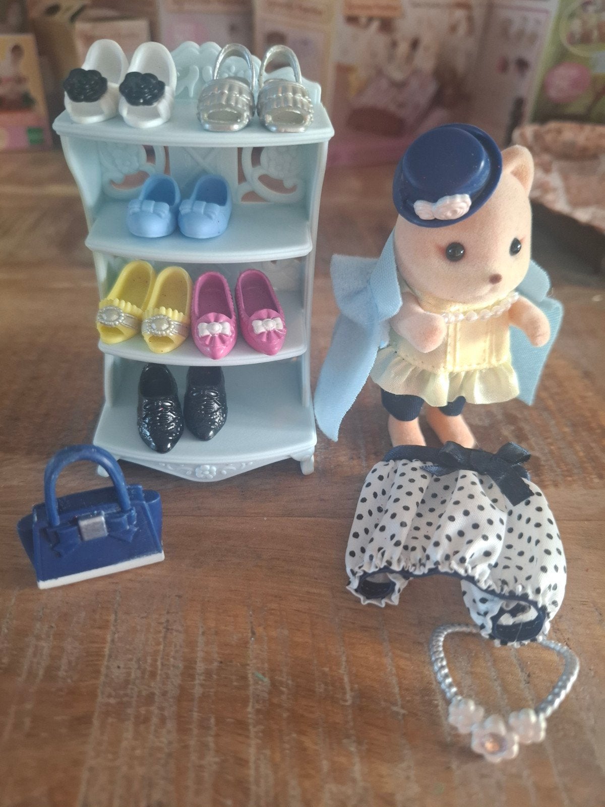 sylvanian family shoe shop collection compleet, Ophalen of Verzenden, Zo goed als nieuw, Poppenhuis