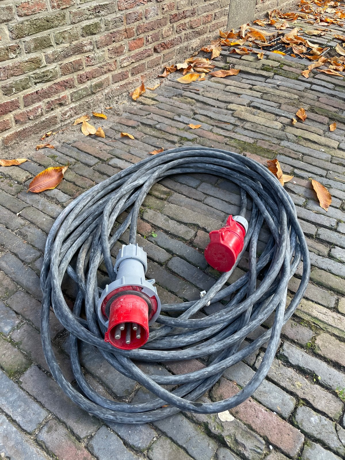21 meter 380V krachtstroomkabel met CEE stekkers, Ophalen, Gebruikt, Overige merken, Kabel of Snoer