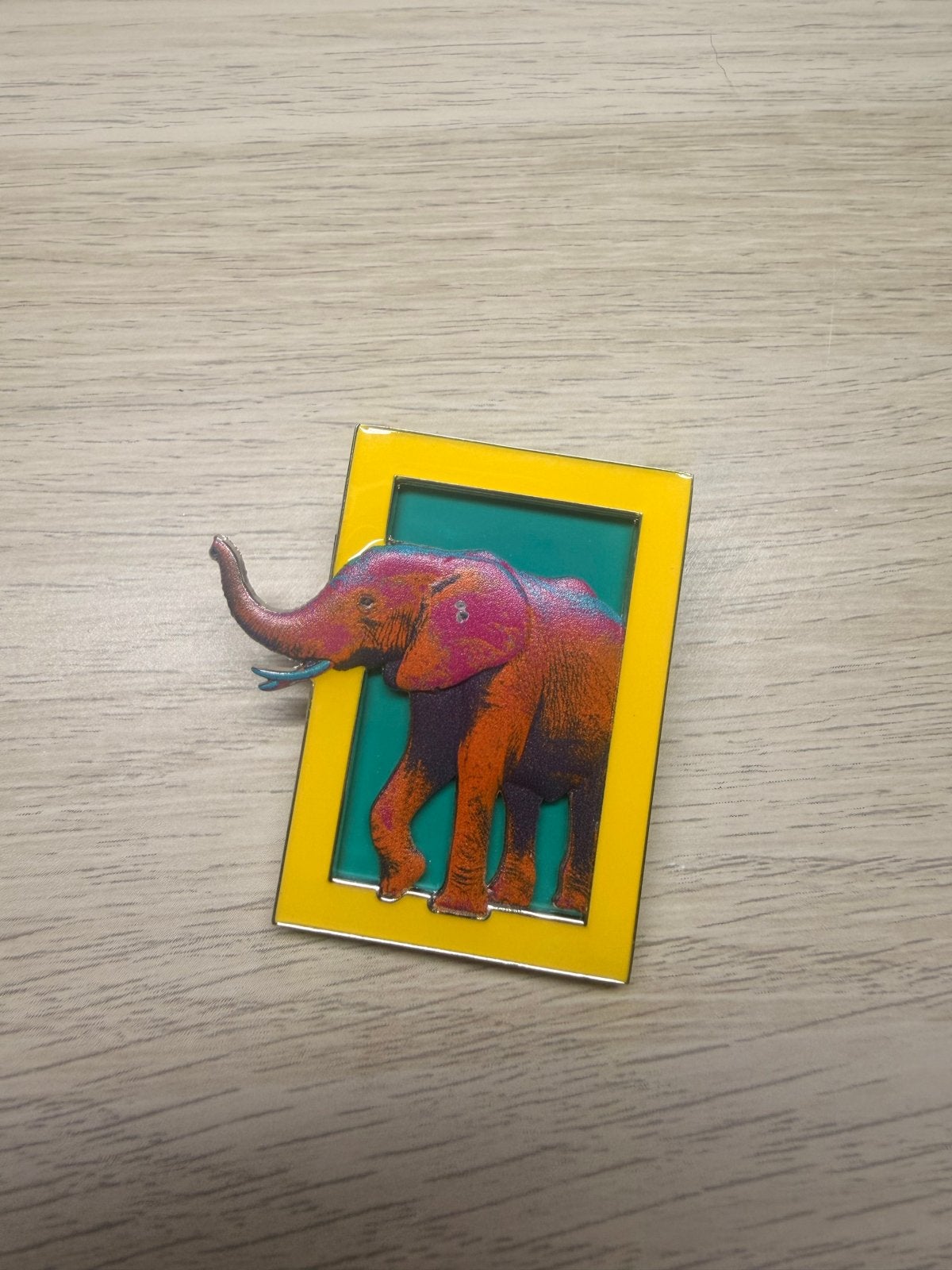 Disney National Geographic Olifant Pin, Verzamelen, Ophalen of Verzenden, Gebruikt, Dier of Natuur, Speldje of Pin