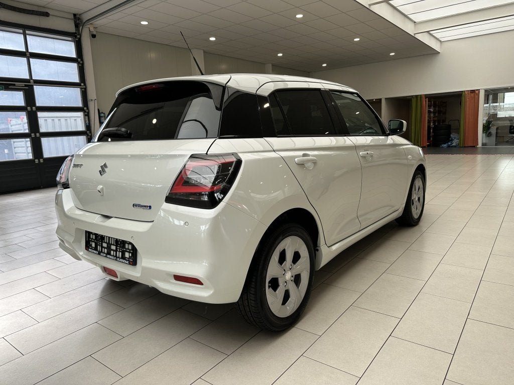 Suzuki Swift 1.2 Select Hybrid [ CAMERA | APPLE CARPLAY / AN, Auto's, 12 maanden, Stof, Gebruikt, 82 pk