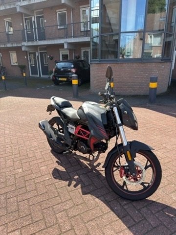 Foto 3 van Killerbee F51 (Onderdelen)