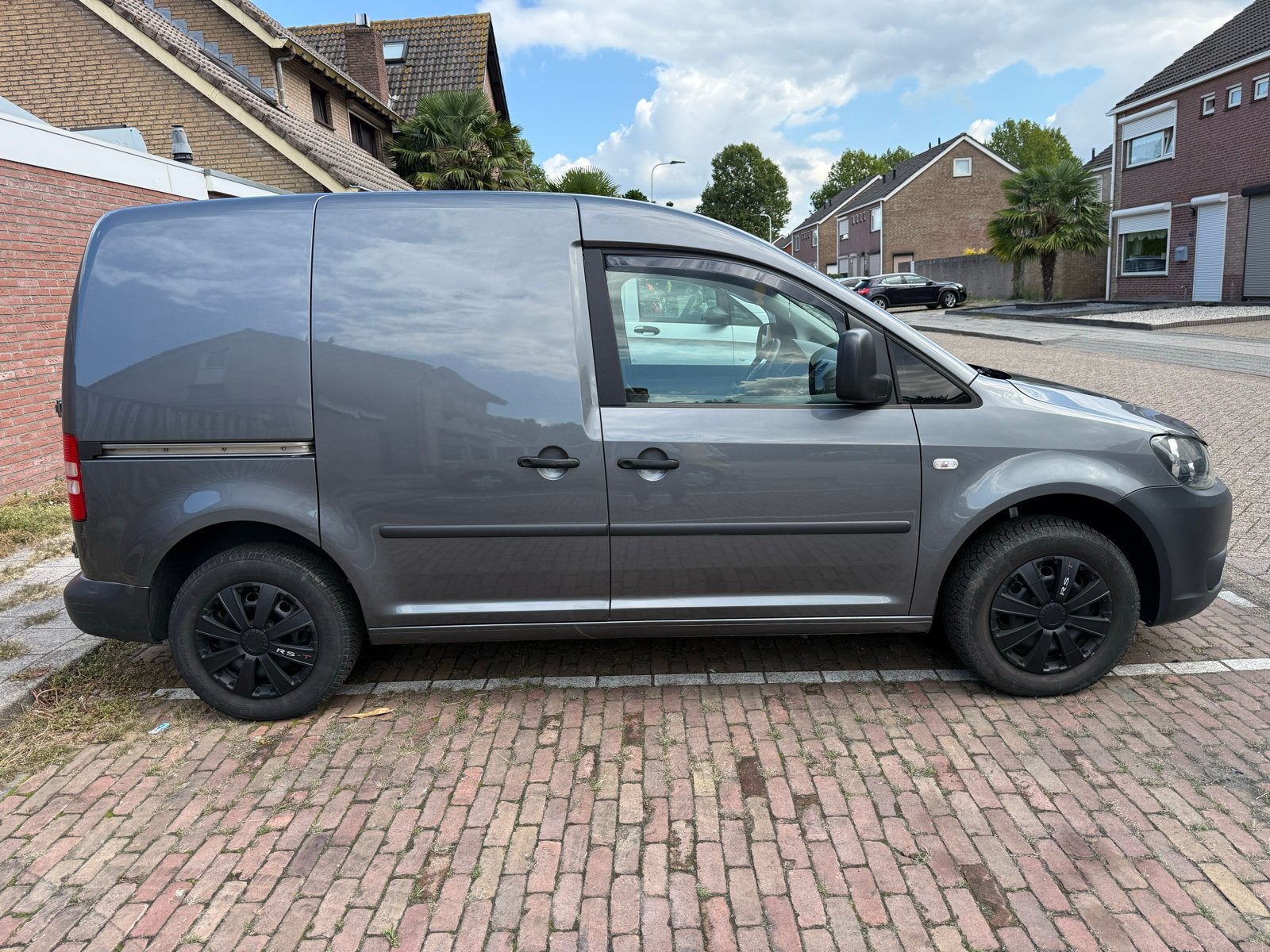 Volkswagen Caddy 1.6 D 75KW 2013 met NAP, Auto's, Voorwielaandrijving, 4 cilinders, 700 kg, Volkswagen