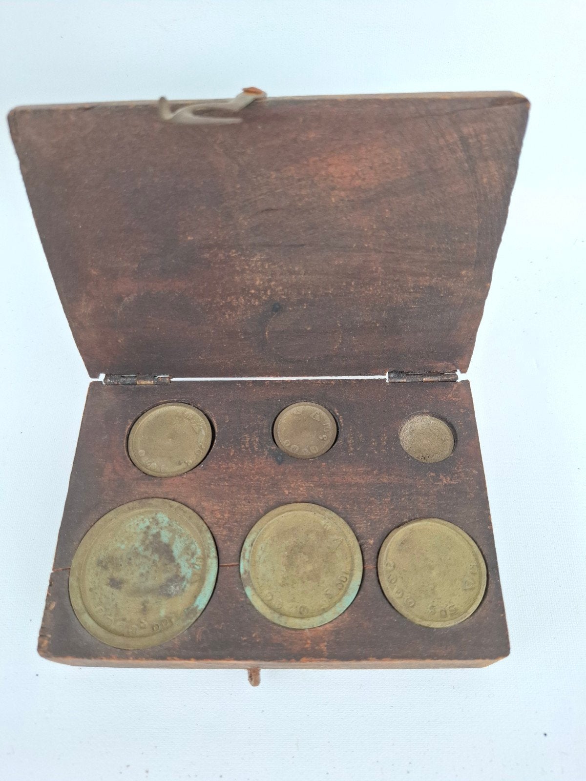 Antieke messing gewichtenset in houten kistje (apothekersgew, Ophalen of Verzenden