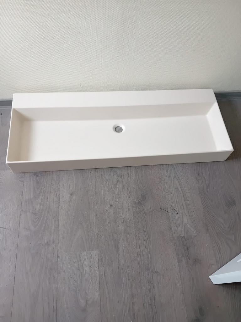 Nieuwe wastafel 123x46cm - Ongebruikt in doos, Ophalen of Verzenden, Nieuw, Wastafel