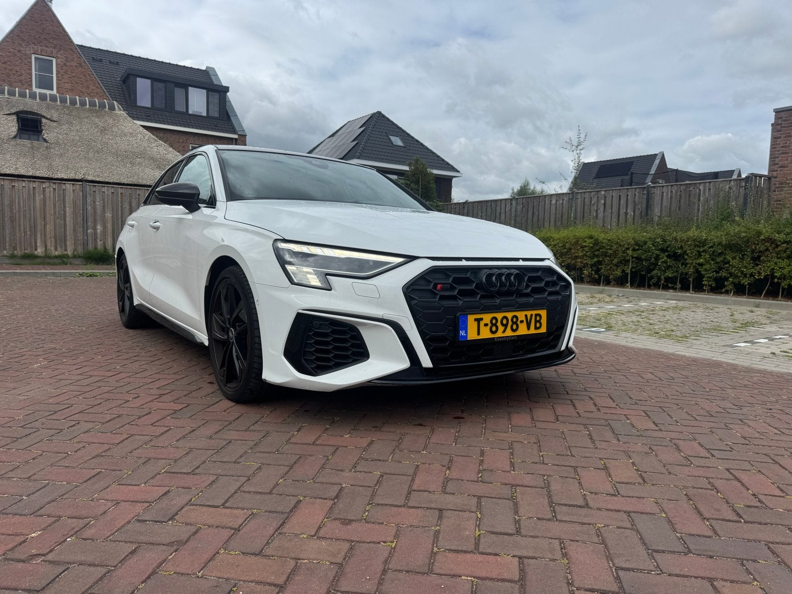 Audi S3 2.0 Tfsi 310pk Quattro 2020 Wit, Auto's, Audi, S3, Zwart, 4 cilinders, 1984 cc