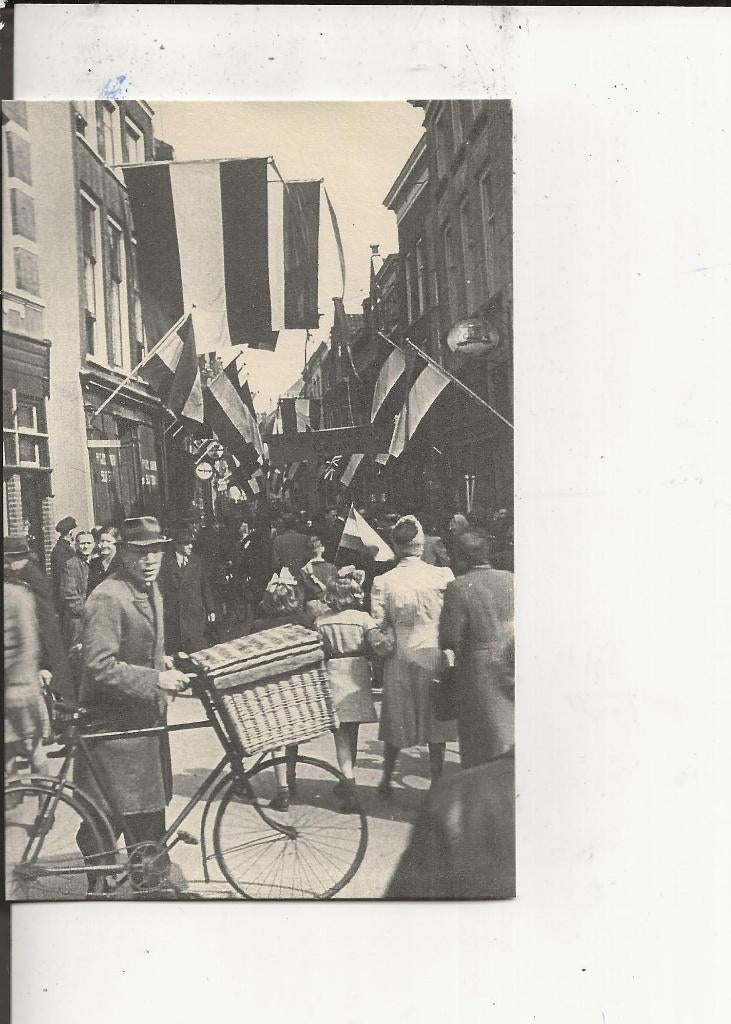 Dordrecht 2e WO Spuistraat weer vrij!! mei 1945, Ophalen of Verzenden, 1940 tot 1960, Ongelopen, Zuid-Holland