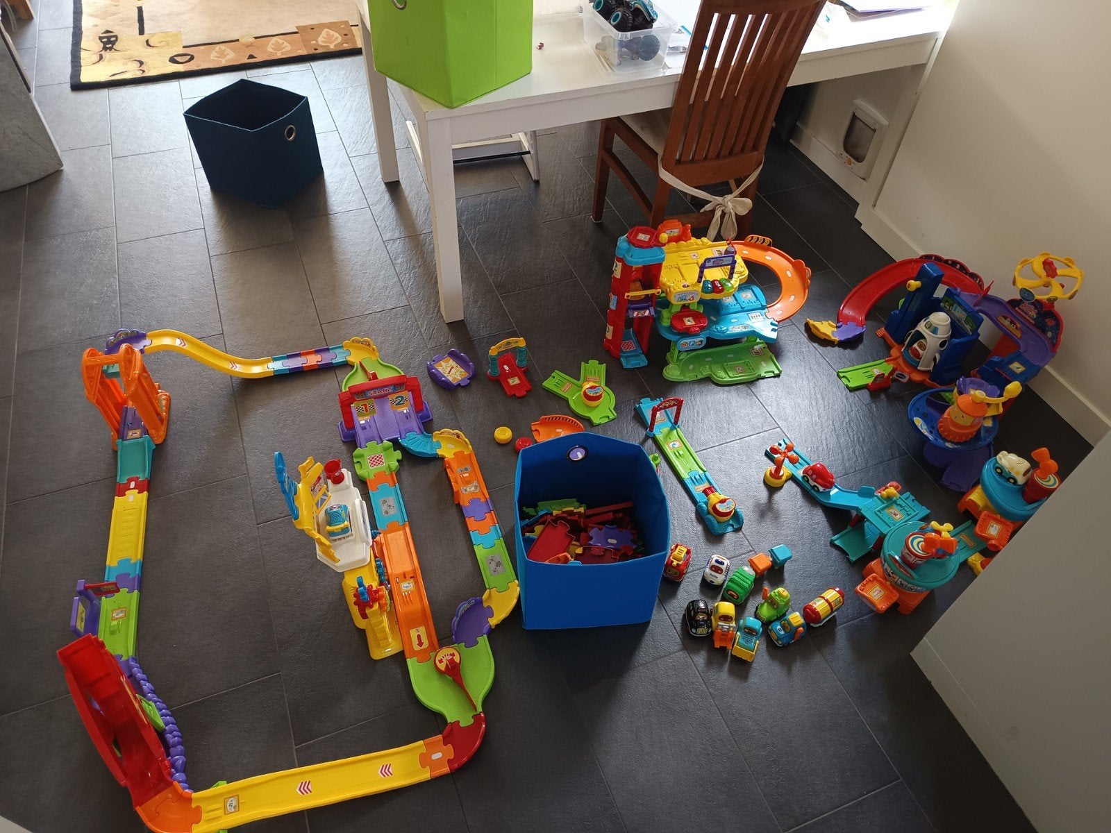 Grote set VTech Toet Toet Auto's met veel banen en auto's, Ophalen, Gebruikt
