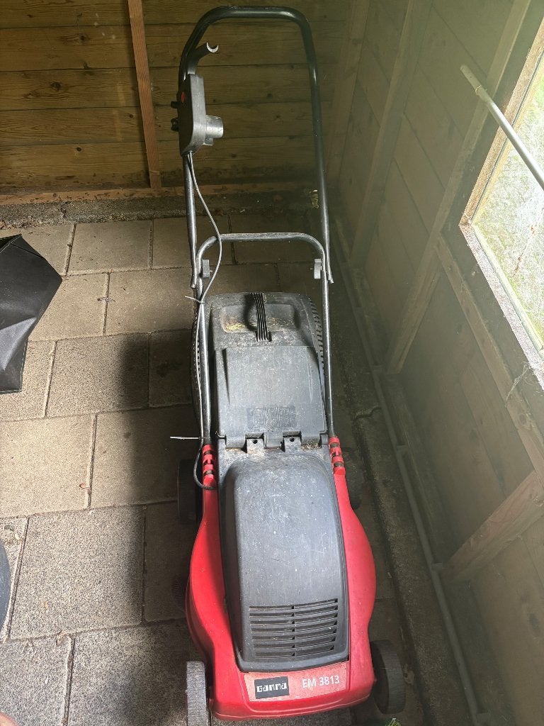Grasmaaier, Ophalen, Gebruikt, Elektrische grasmaaier, Opvangbak