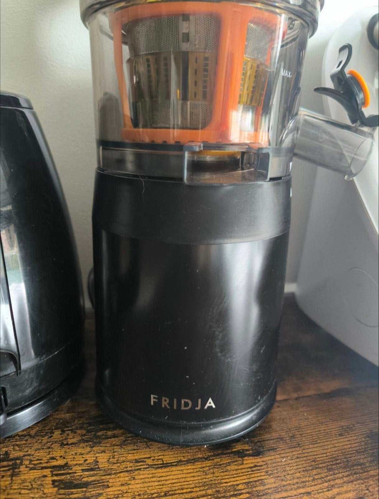 Fridja Slowjuicer - Zo goed als nieuw, Ophalen, Zo goed als nieuw, Elektrisch, Slowjuicer