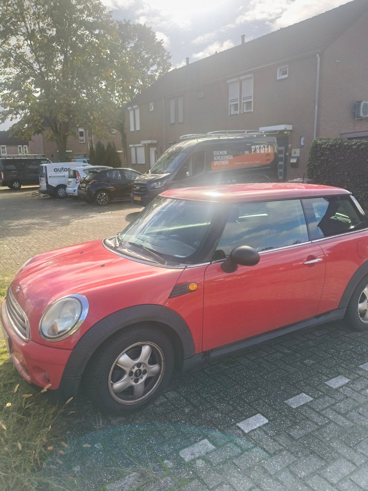 Te koop: Rode MINI One Pepper 1.4 Automaat – 2009, 95 pk, 4 stoelen, 49 €/maand, Sedan
