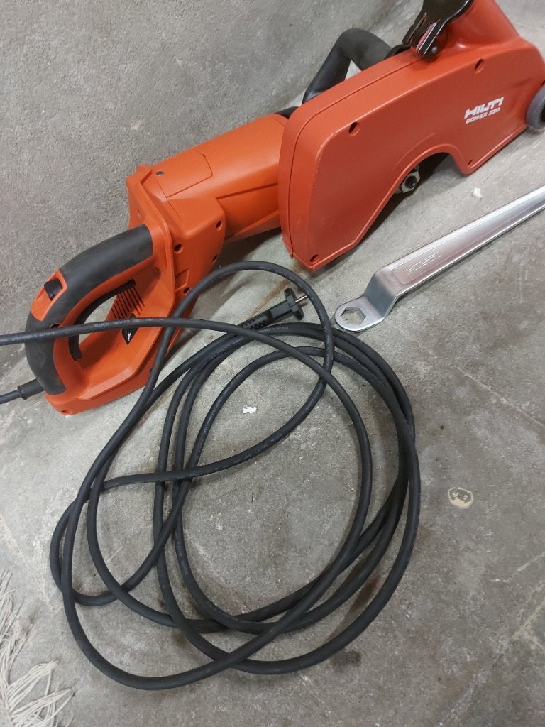 Hilti dch 230 beton zaagmachine, Ophalen, Overige typen, Nieuw, 30 tot 70 mm