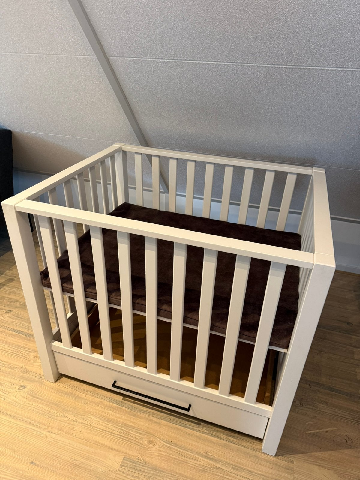 Mooie witte box 79x100x85 (voor meerprijs incl nieuwe hoes), Kinderen en Baby's, Boxen, Ophalen, Gebruikt, Rechthoekig, In hoogte verstelbaar