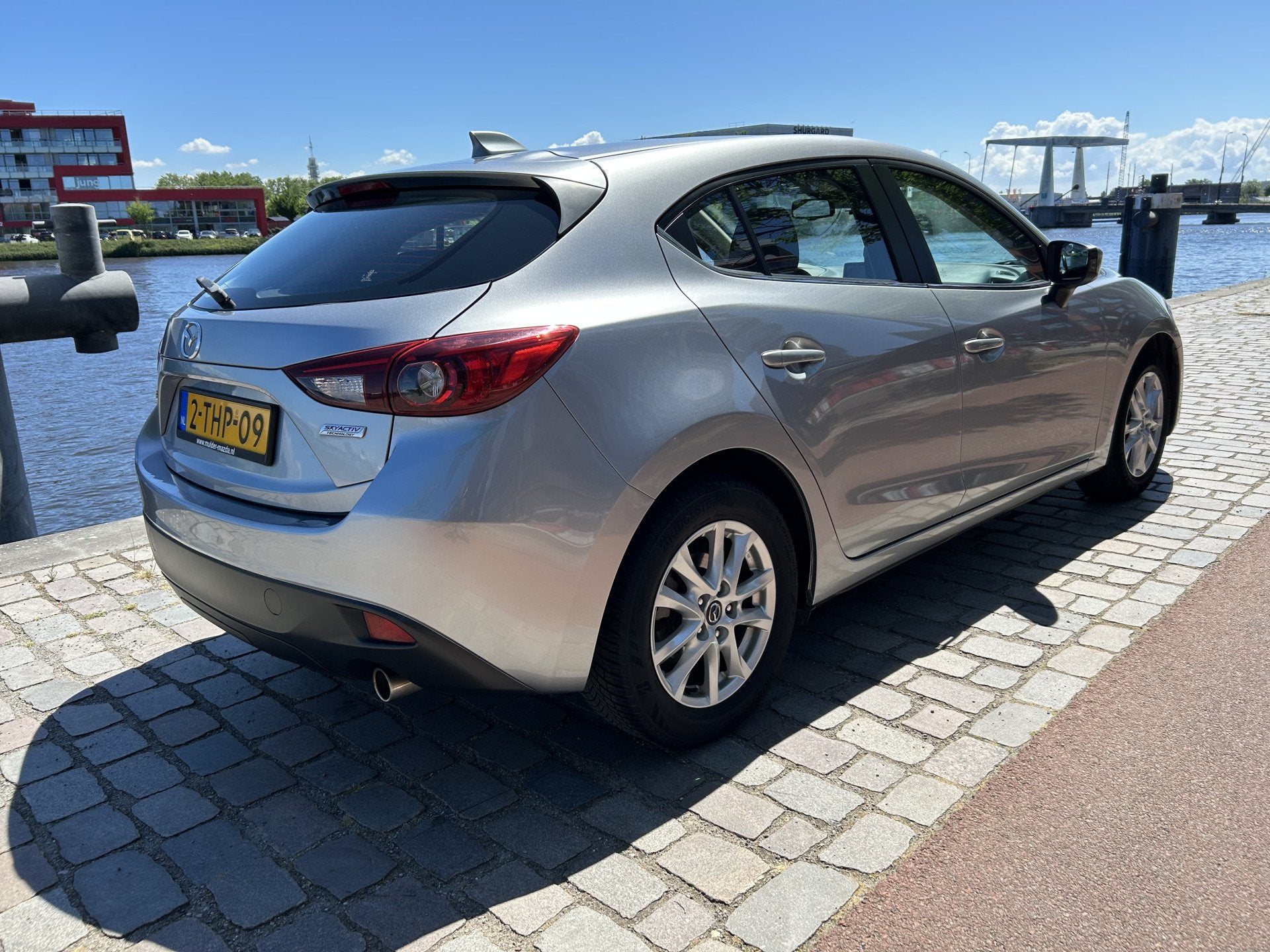 Mazda 3 2.0 TS airco navigatie/camera keurige auto, Auto's, Mazda, Voorwielaandrijving, Stof, Gebruikt, Zwart