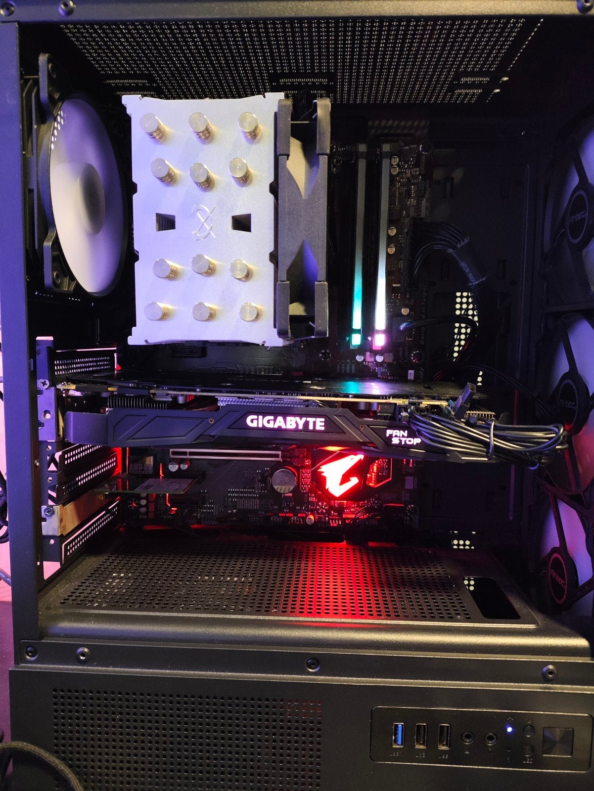 Pc i7 8700k gtx 1070, Computers en Software, Ophalen, Zo goed als nieuw, Gaming, SSD