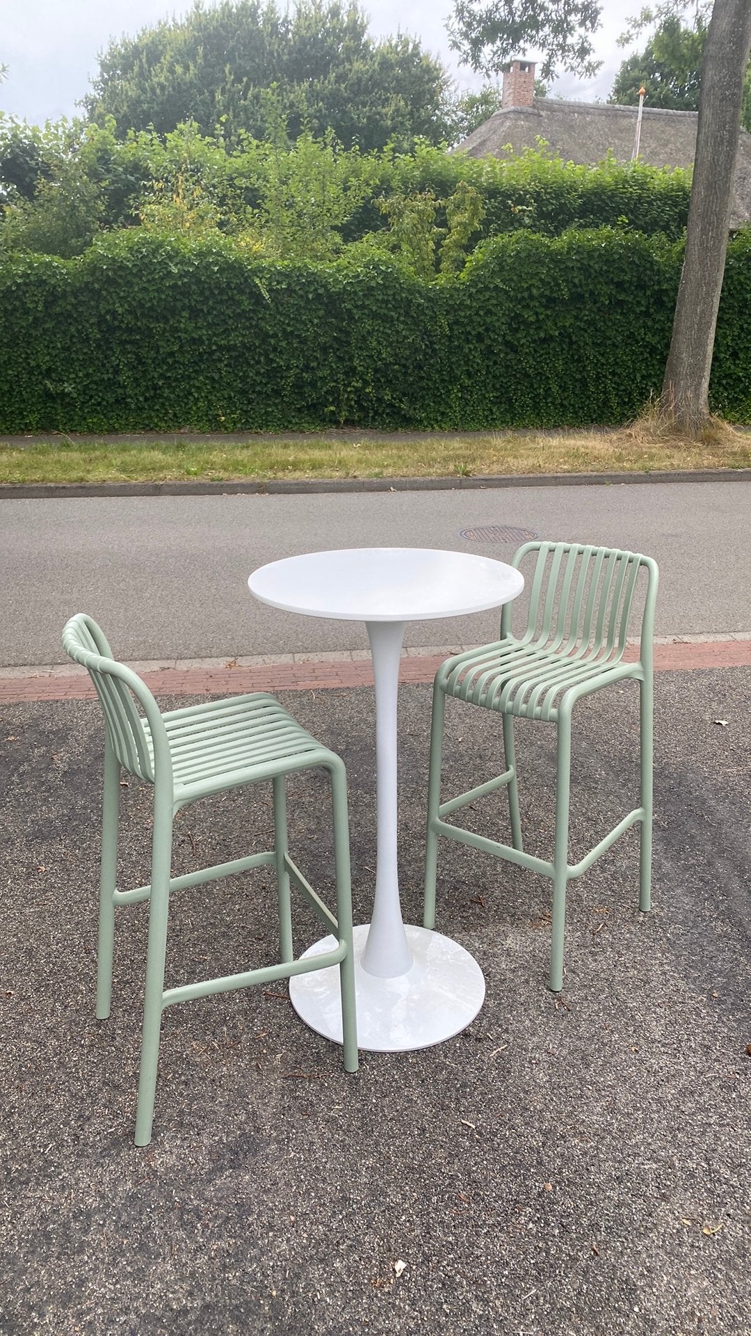 Leuke bartafel en barkrukken te koop!!, Ophalen, Gebruikt, Met voetsteun, 90 cm of meer