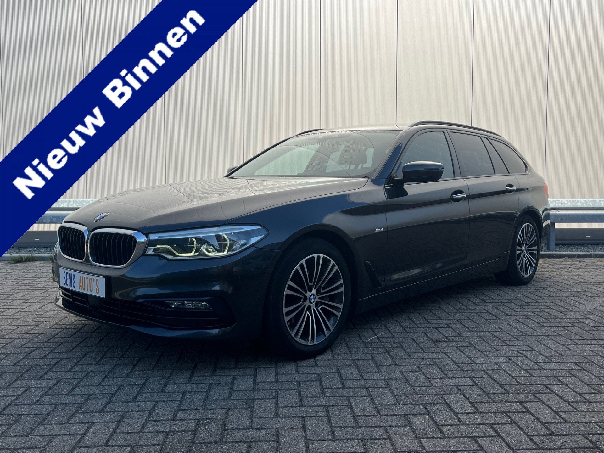 BMW 5 Serie Touring 540d xDrive Executive Luxury Line, Auto's, BMW, Automaat, 2993 cc, 2000 kg, 320 pk