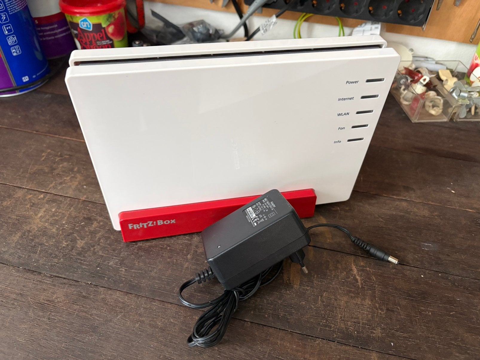 FritzBox 7581 WB modem + router, Computers en Software, Ophalen of Verzenden, Zo goed als nieuw