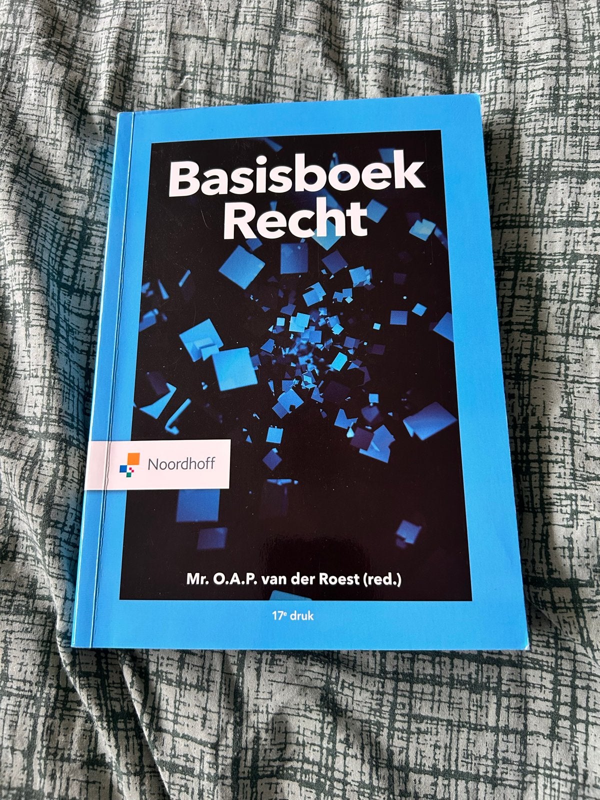 Basisboek Recht - 17e druk - Mr. O.A.P. van der Roest, Ophalen of Verzenden, Gamma, Zo goed als nieuw, HBO