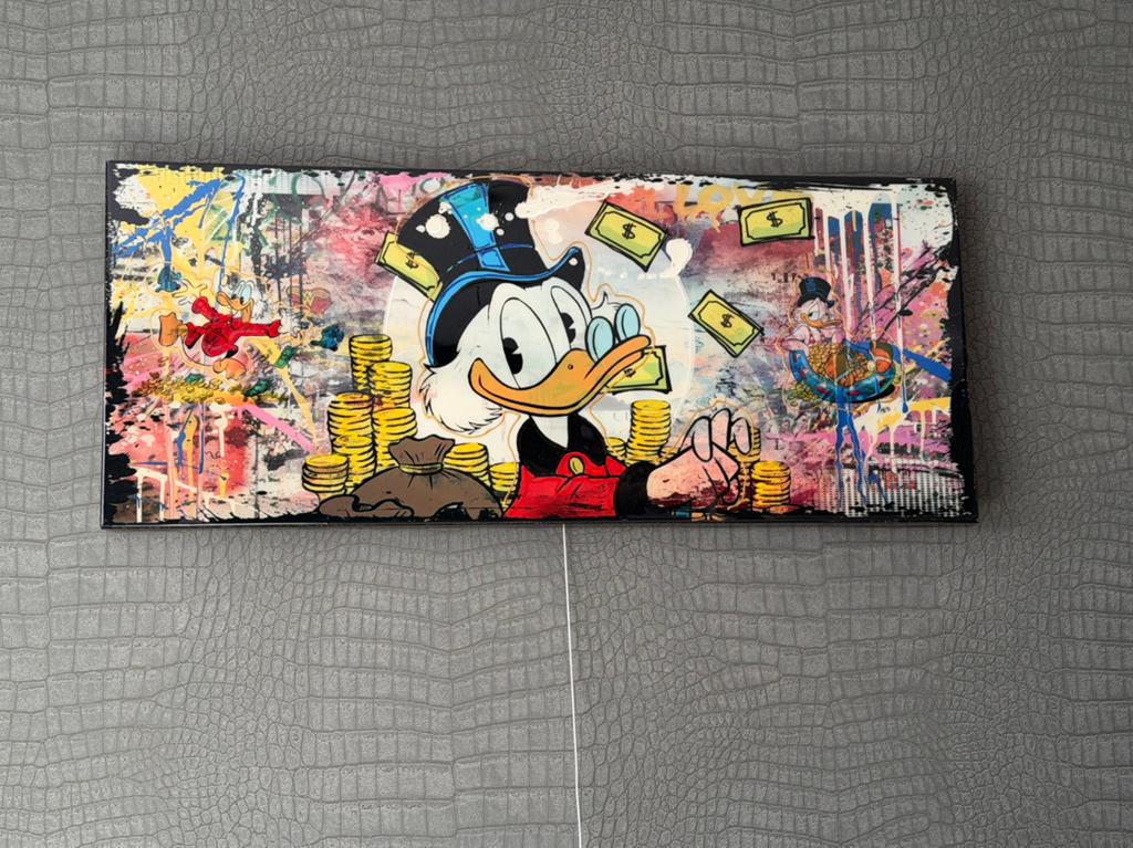 Micha Baker Money Does Matter Limited Edition 5/10 50x120cm, Antiek en Kunst, Ophalen