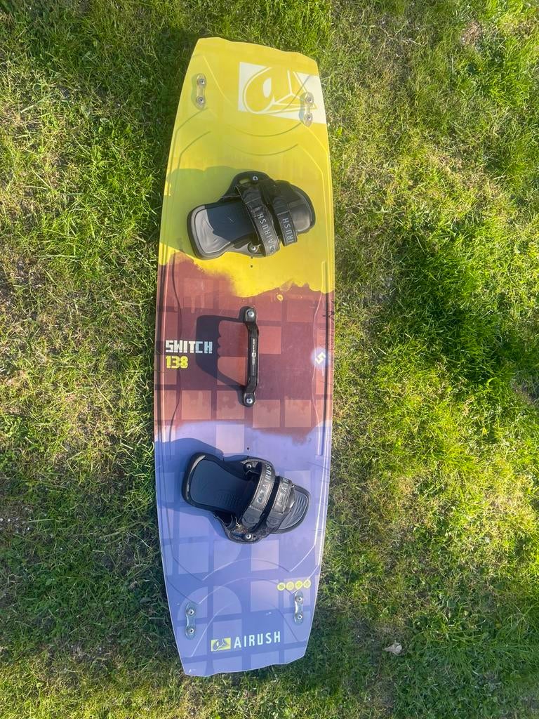 Kiteboard Airrush switch/138x41, Watersport en Boten, Kitesurfen, Ophalen, Gebruikt, Twintip, Kiteboard