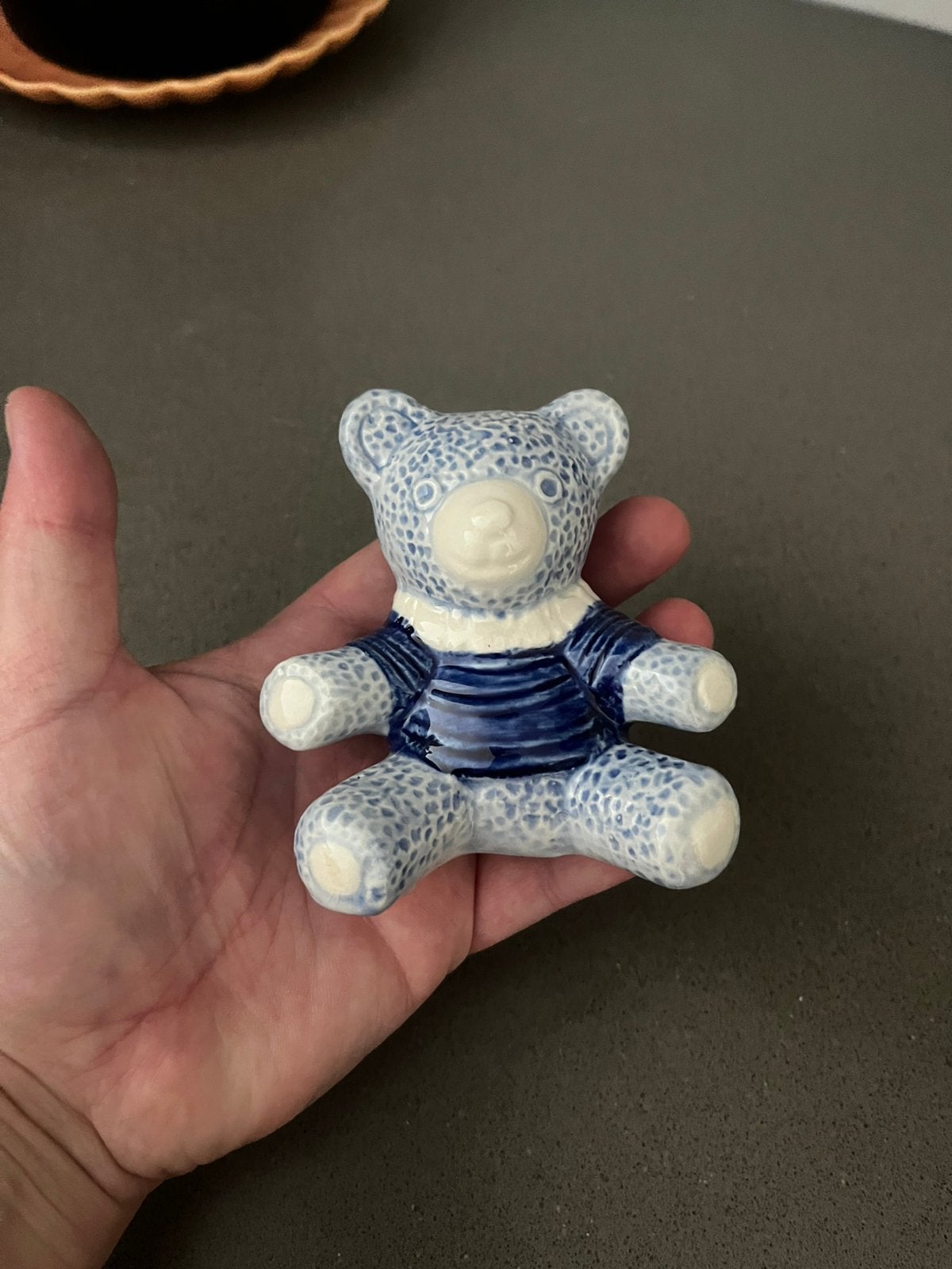 Delft’s Blauw beeldje teddybeer, Ophalen of Verzenden, Zo goed als nieuw, Dier