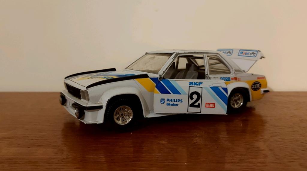 Oud Bburago schaalmodel Opel Ascona, Ophalen of Verzenden, Auto