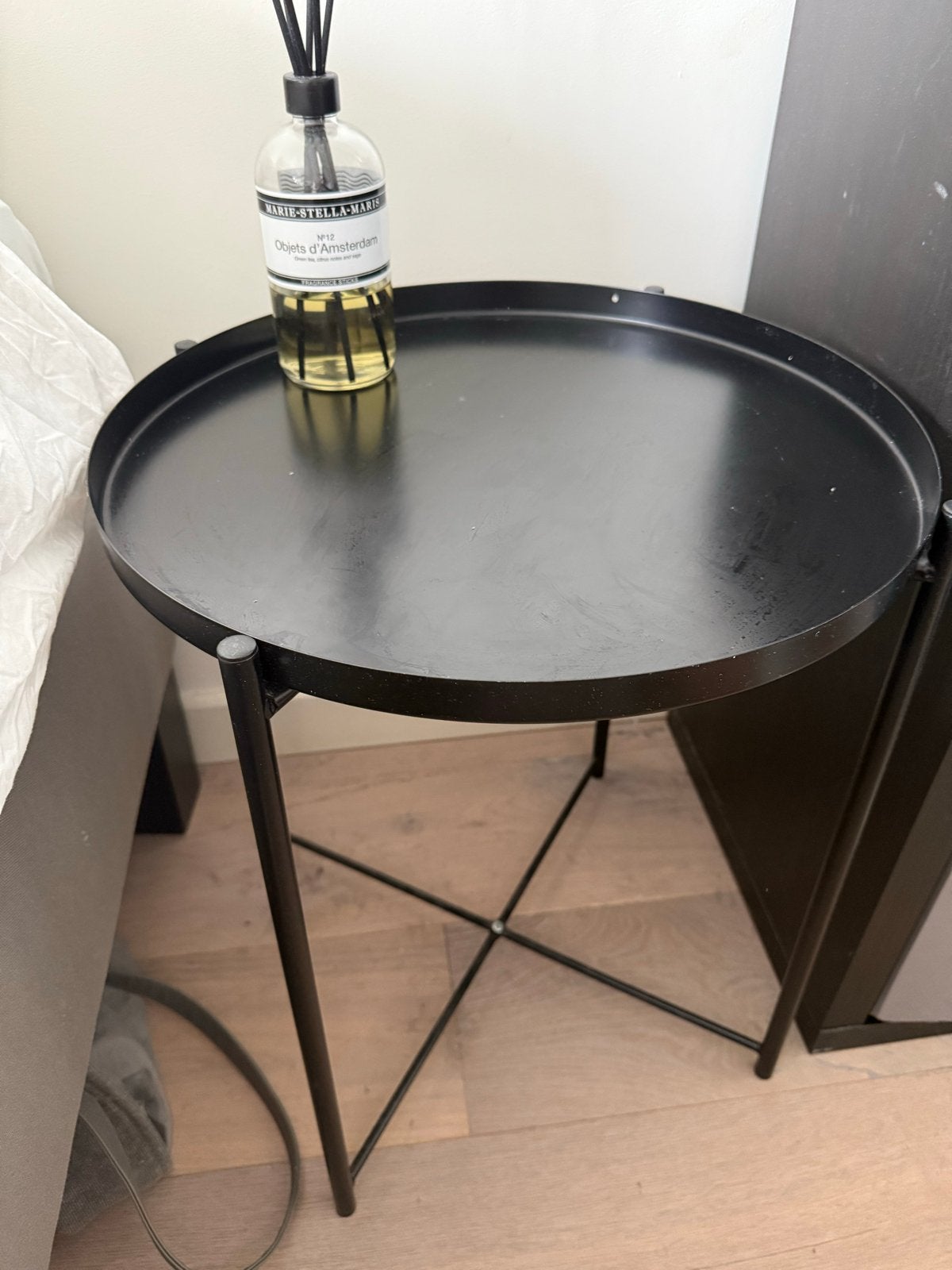 Zwart metalen bijzettafel - Rond en modern, Ophalen, Minder dan 45 cm, Minder dan 55 cm, Gebruikt