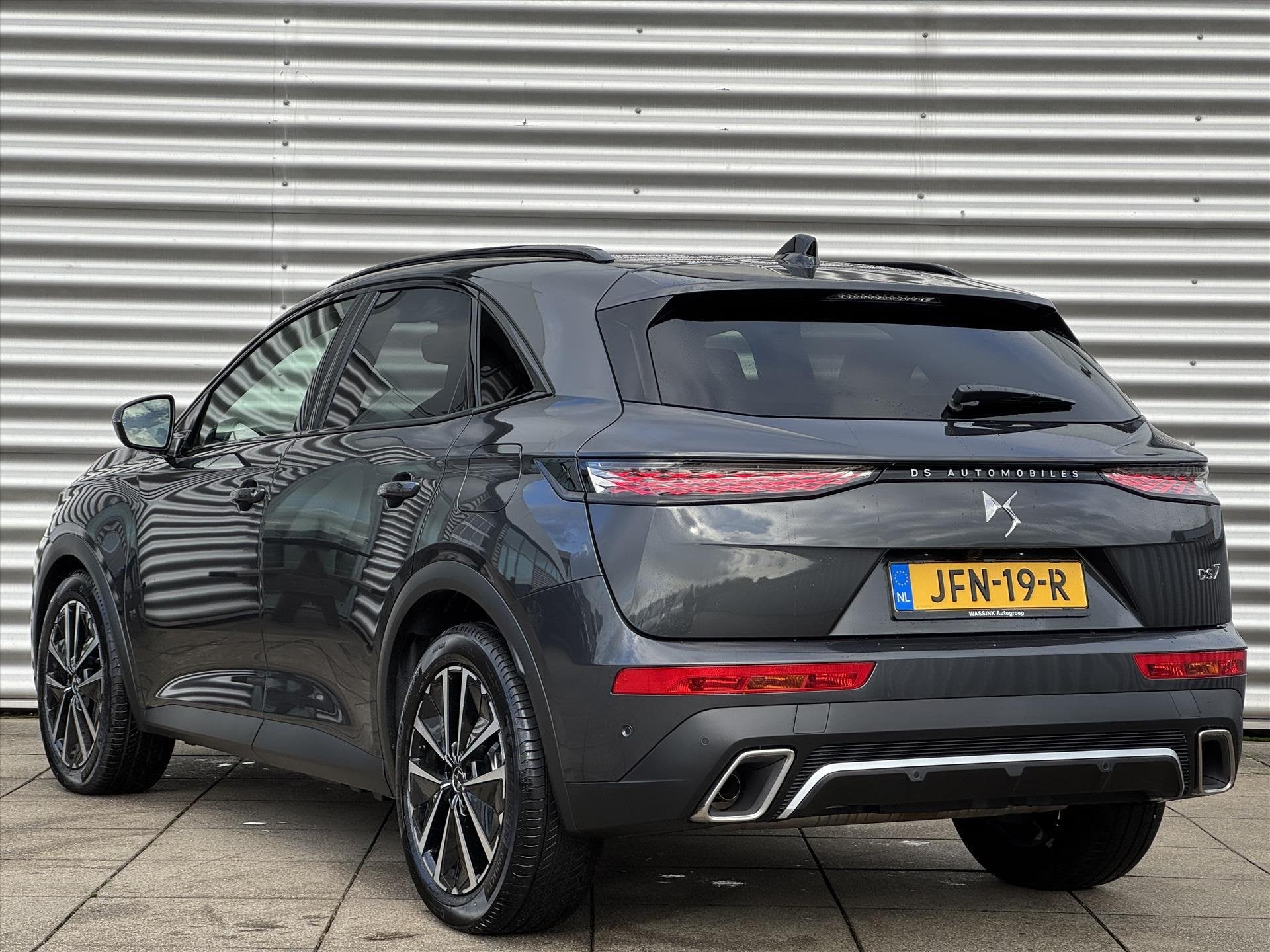 DS DS 7 1.6 E-TENSE 225PK Automaat Ligne Business Comfort St, Auto's, 4 cilinders, 181 pk, Hybride Elektrisch/Benzine, SUV of Terreinwagen