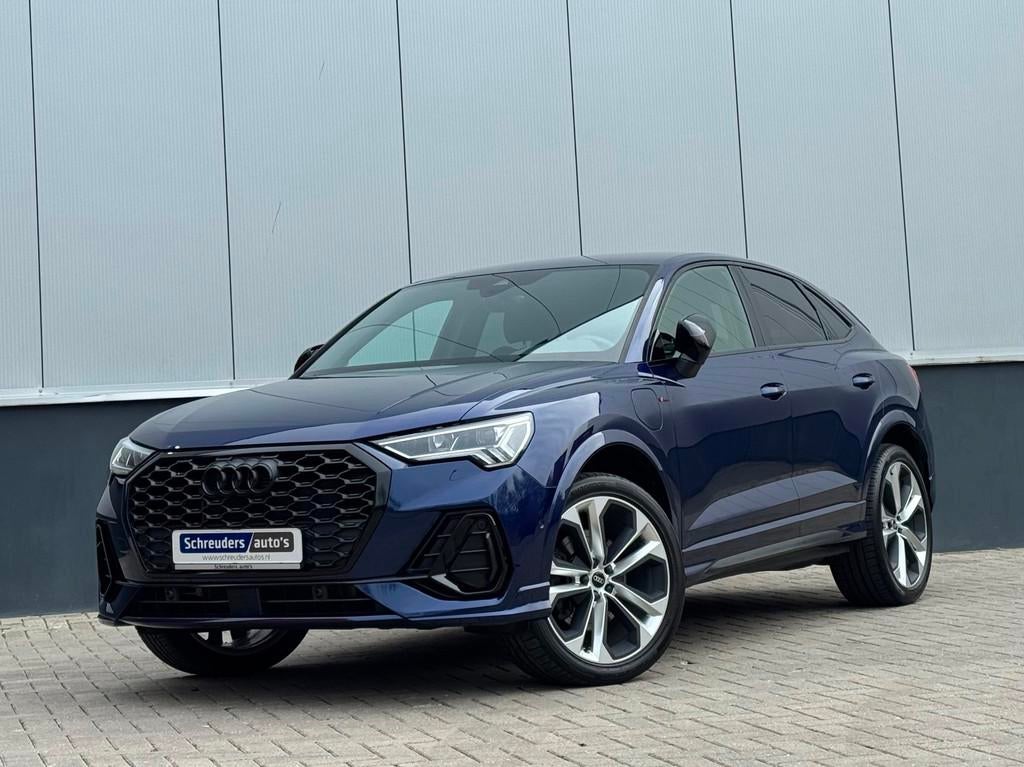 Audi Q3 Sportback 45 TFSI e S-Line Black Ed ACC Sonos Carbon, Auto's, Audi, Gebruikt, Zwart, Blauw, Leder en Stof