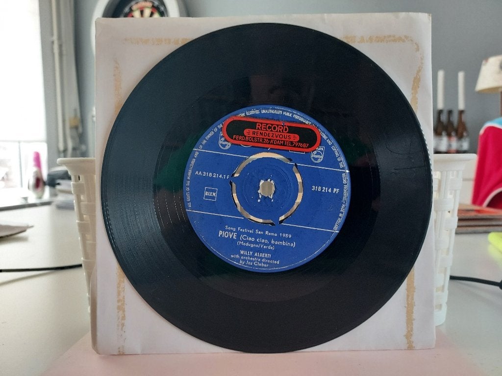 7" Single Willy Alberti - Piove (Ciao, Ciao, Bambina) / Li P, Gebruikt, 7 inch, Ophalen of Verzenden, Pop