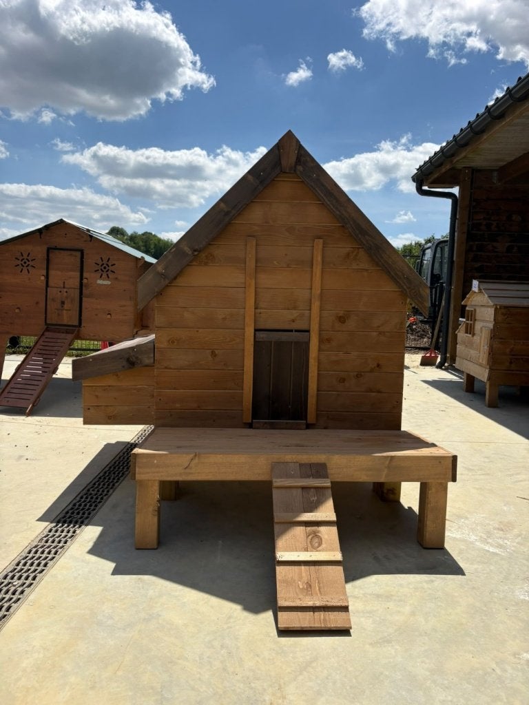 Kippenhok bij kippenshopjordi: 'Stella large incl terras', Ophalen, Nieuw, Kippenhok of Kippenren