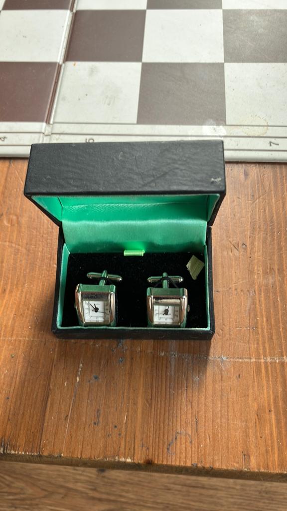 Manchetknopen met klokjes - reparatie nodig, Sieraden, Tassen en Uiterlijk, Manchetknopen, Ophalen of Verzenden, Gebruikt, Overige materialen