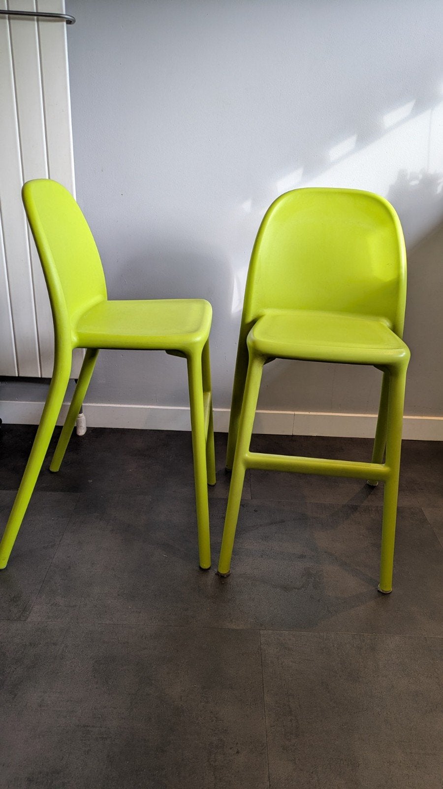 Set van 2 felgroene Ikea urban kinderstoelen, Huis en Inrichting, Ophalen, Kunststof, Gebruikt, Twee