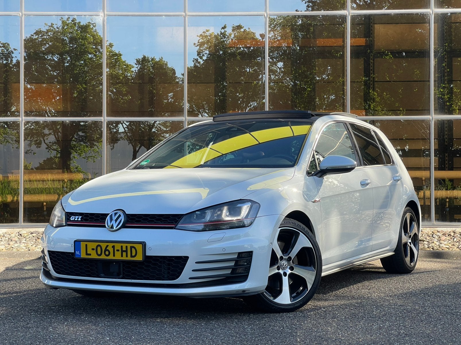 Volkswagen Golf 2.0 TSI 162KW 5D DSG 2016 Wit, 4 cilinders, 1984 cc, Wit, 690 kg