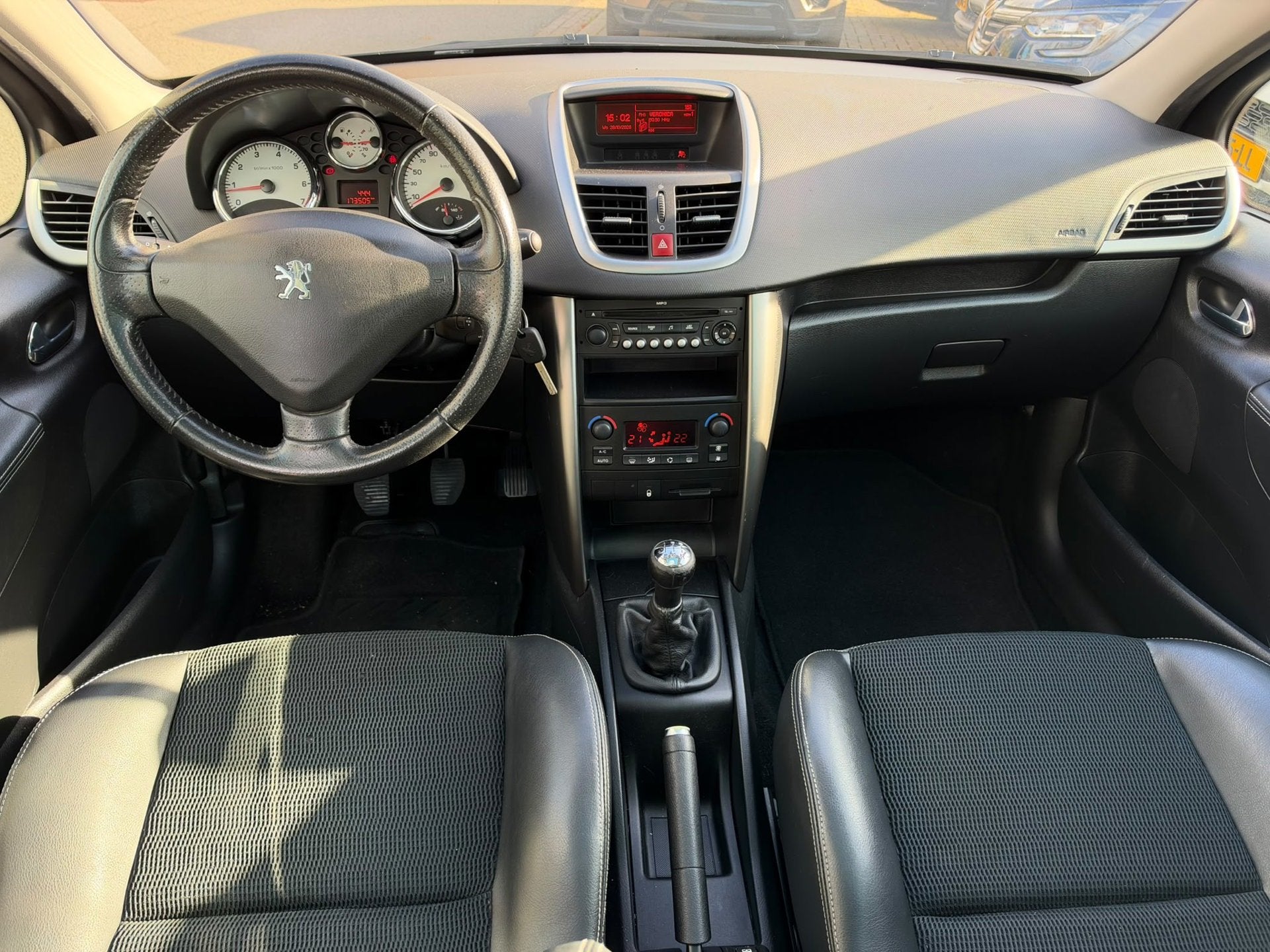 Peugeot 207 SW Outdoor 1.6 VTi, Airco, NAP, APK 08-2027 Netj, Dealer onderhouden, Gebruikt, 4 cilinders, Leder en Stof