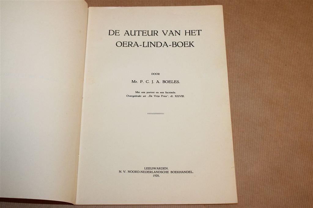 De Auteur van het Oera-Linda-Boek — Boeles 1928, Boeken, Ophalen of Verzenden, Gelezen