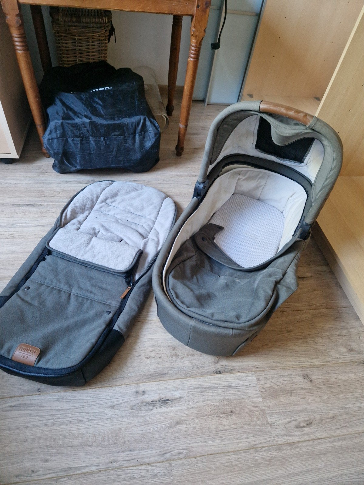 Voetenzak en reiswieg voor Mutsy Nio kinderwagen, Ophalen of Verzenden, Mutsy