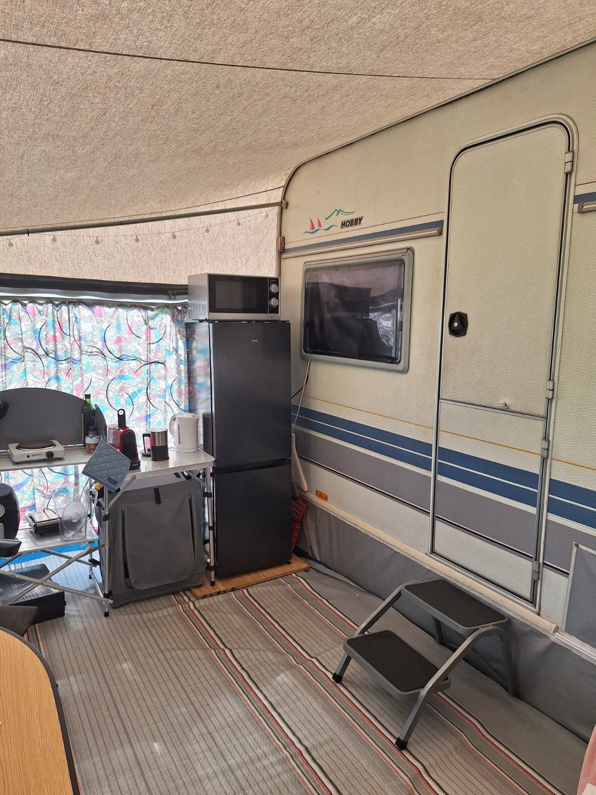 Hobby Elegance 470 UB, Caravans en Kamperen, Rondzit, Hobby, Dwarsbed, Particulier