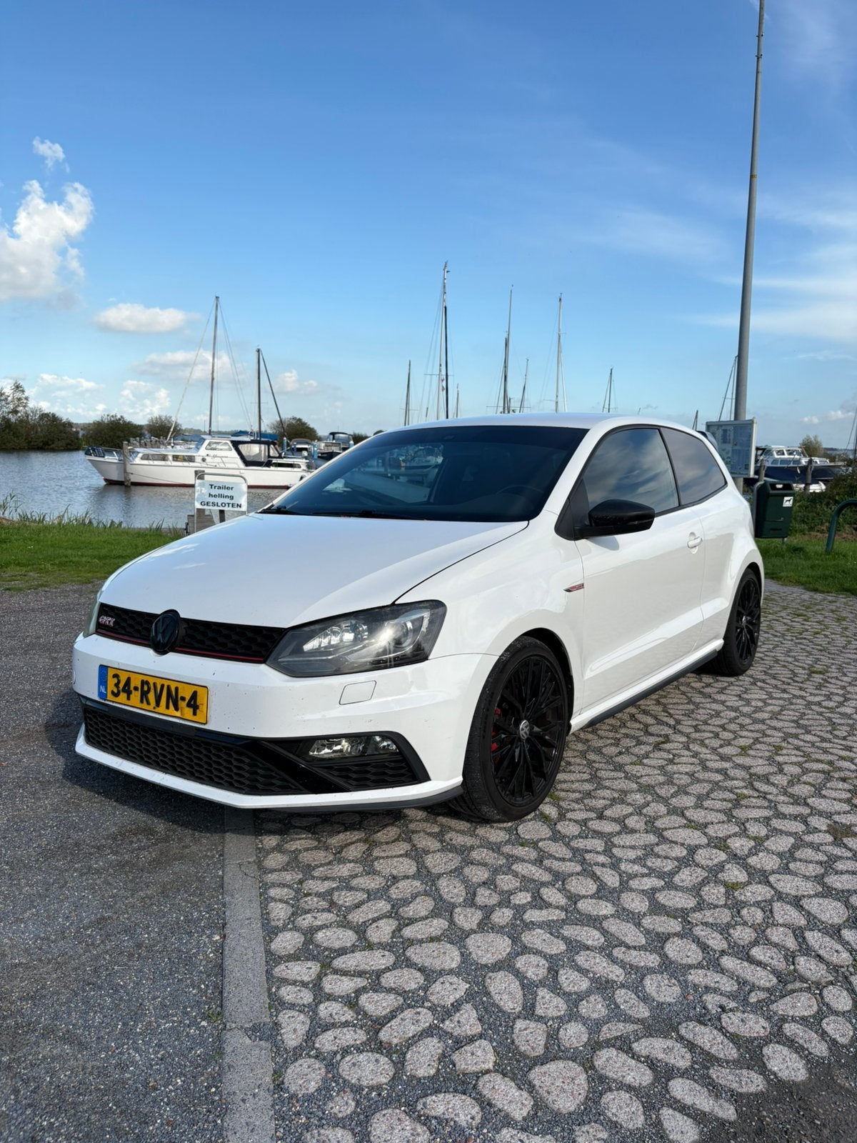 Volkswagen Polo 1.4 TSI 132KW DSG 2011 Wit 240 pk, 1169 kg, 4 cilinders, 179 pk, Wit