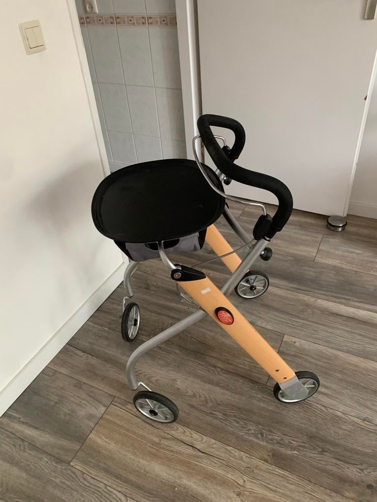 Binnen Rollator te koop, Diversen, Rollators, Ophalen of Verzenden, Zo goed als nieuw