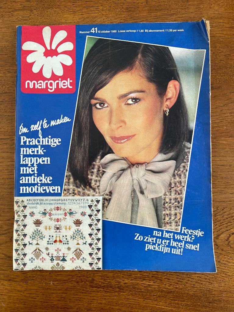 "Margriet" Oktober 1980 'Merklappen met Antieke Motieven', Verzamelen, Tijdschriften, Kranten en Knipsels, Ophalen of Verzenden