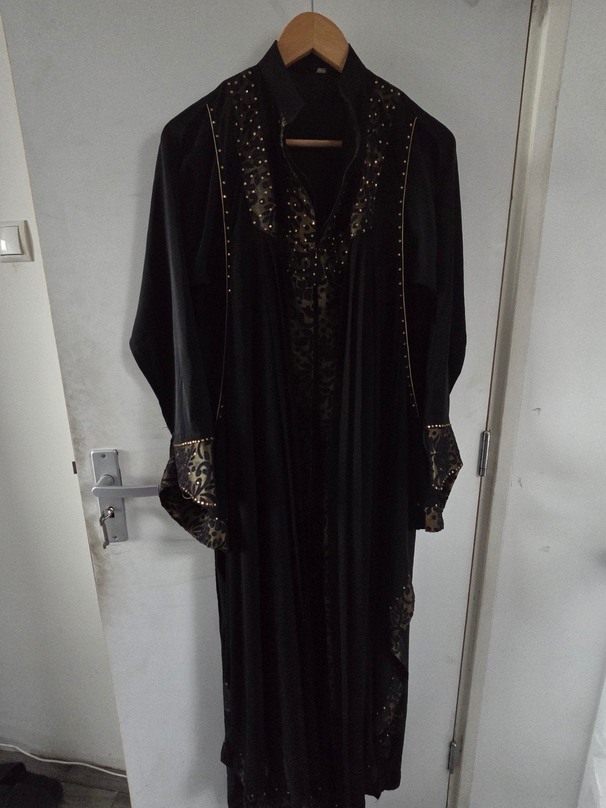 Nieuwe Abaya - Nooit Gedragen - Maat 44-46, Ophalen, Nieuw, Maat 46/48 (XL) of groter, Zwart