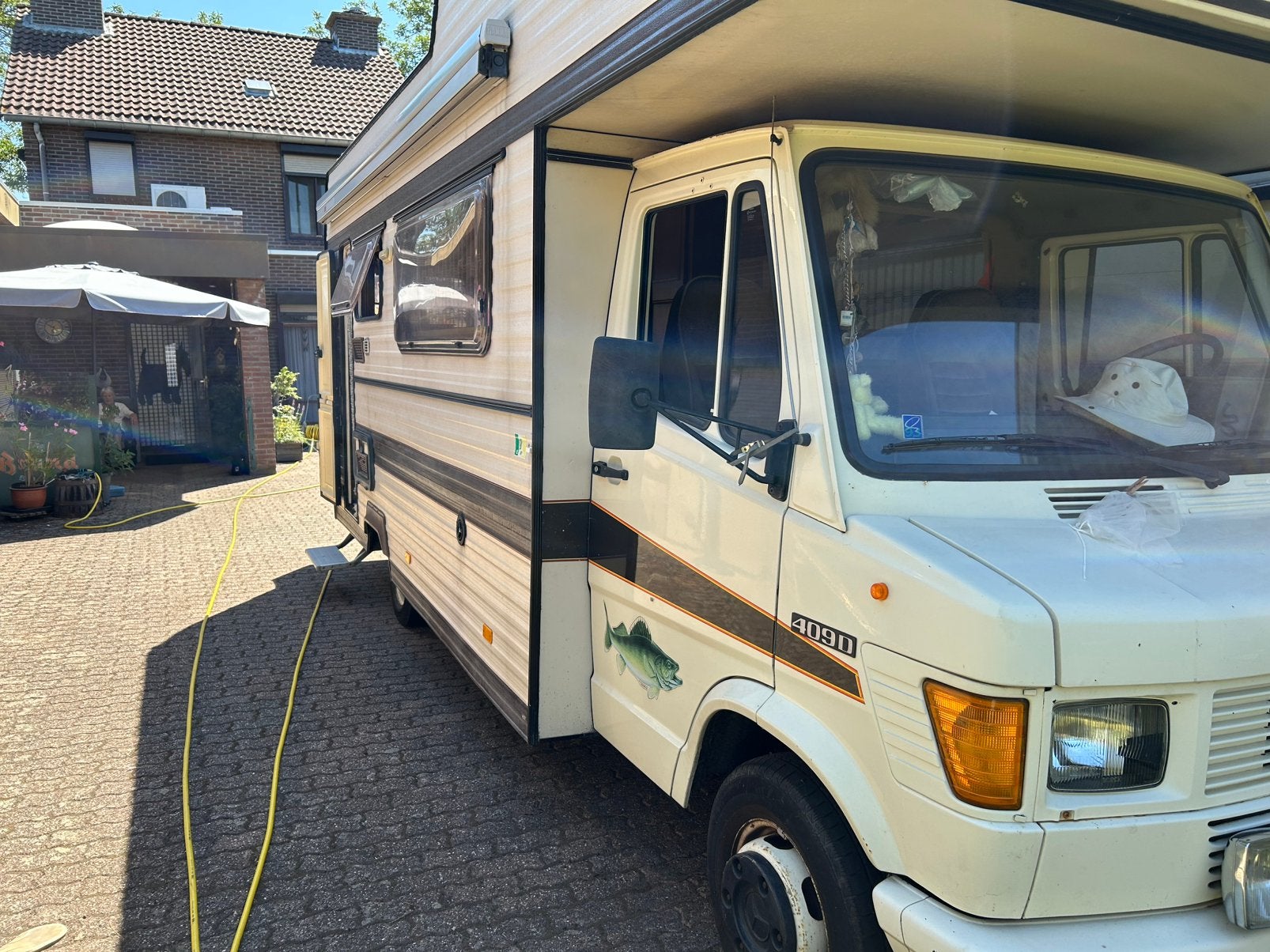 Caravans And Camping Mercedes
