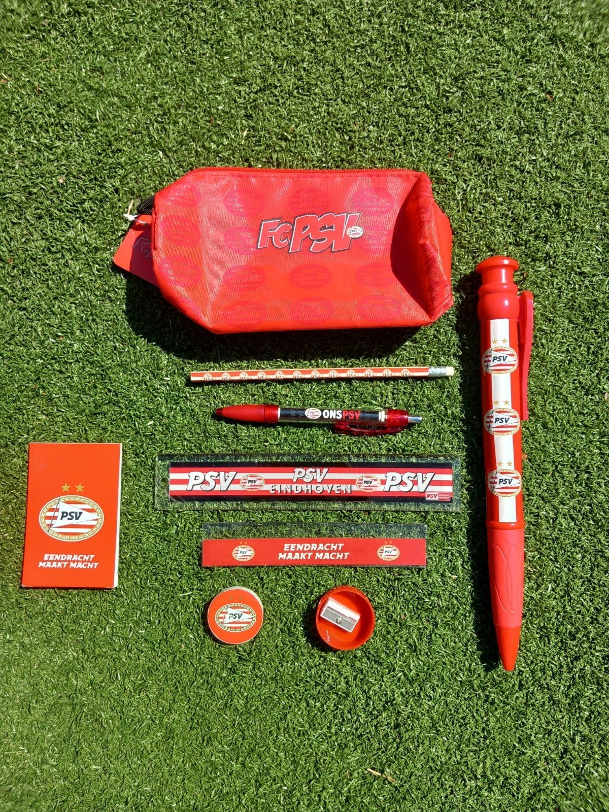 PSV etui met inhoud, Ophalen