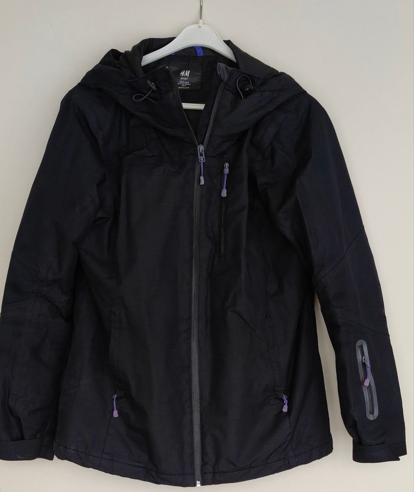 H&M Sport ski-jas/winterjas dames maat 42 (L), H&M Sport, Maat 42/44 (L), Ophalen of Verzenden, Zo goed als nieuw