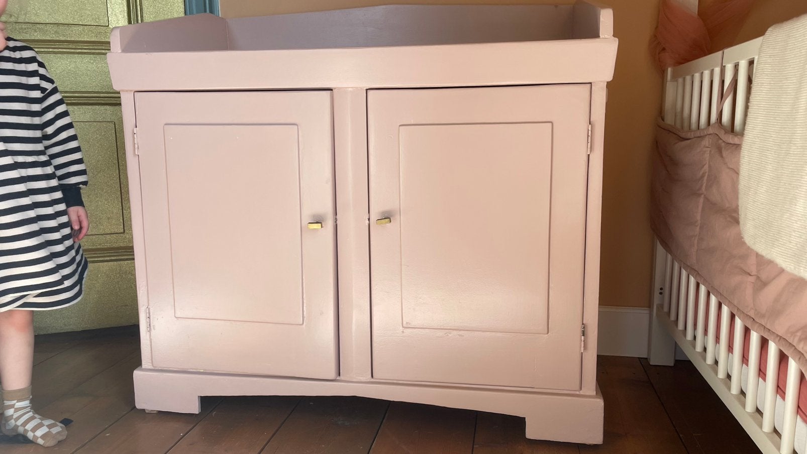 Mooie roze commode, Ophalen, 50 tot 70 cm, 90 tot 105 cm, 100 cm of meer